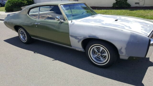 Pontiac Le Mans 1969 image number 2