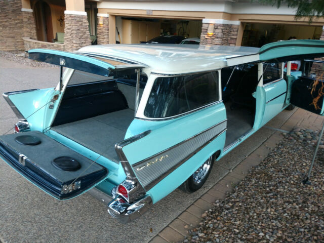 Chevrolet Bel Air/150/210 1957 image number 2