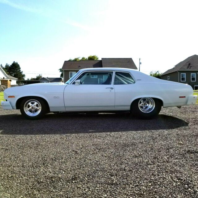 Chevrolet Nova 1973 image number 1