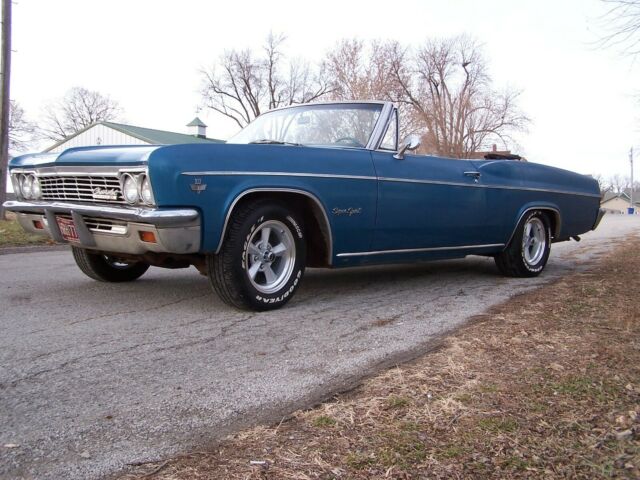 Chevrolet Impala 1966 image number 11