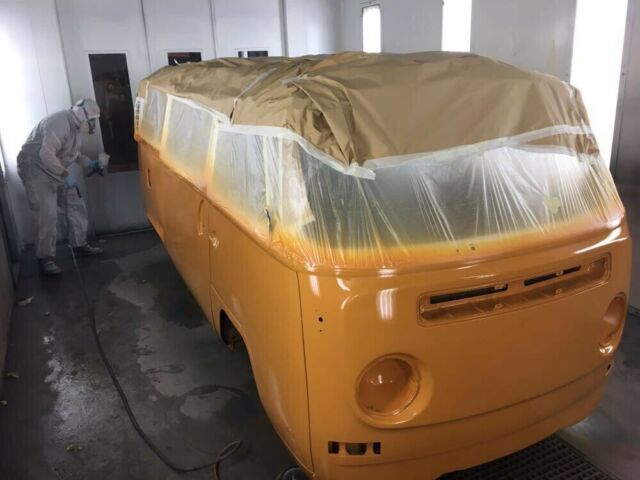 Volkswagen Transporter 1971 image number 4