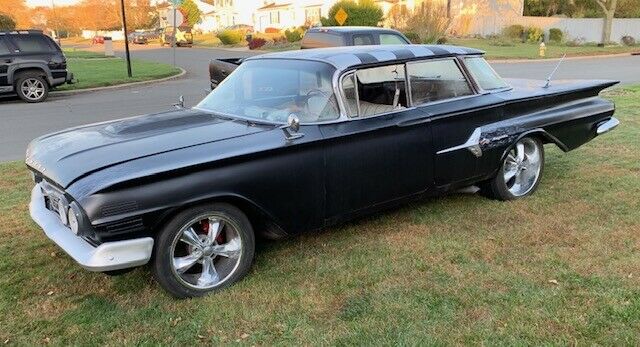Chevrolet Impala 1960 image number 1
