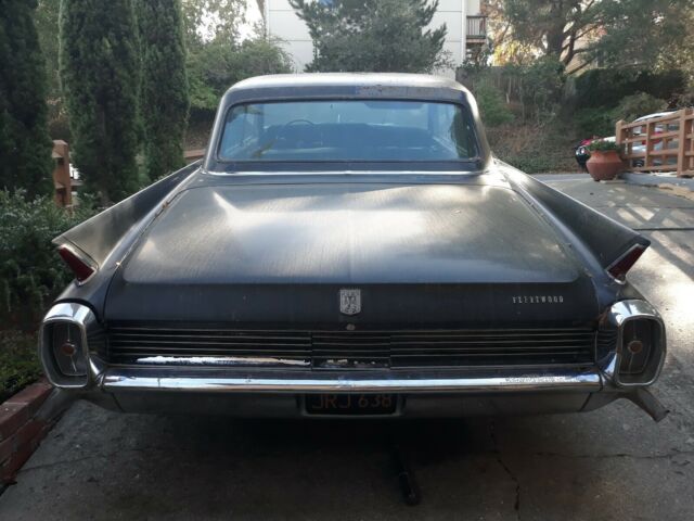Cadillac Fleetwood 1962 image number 2