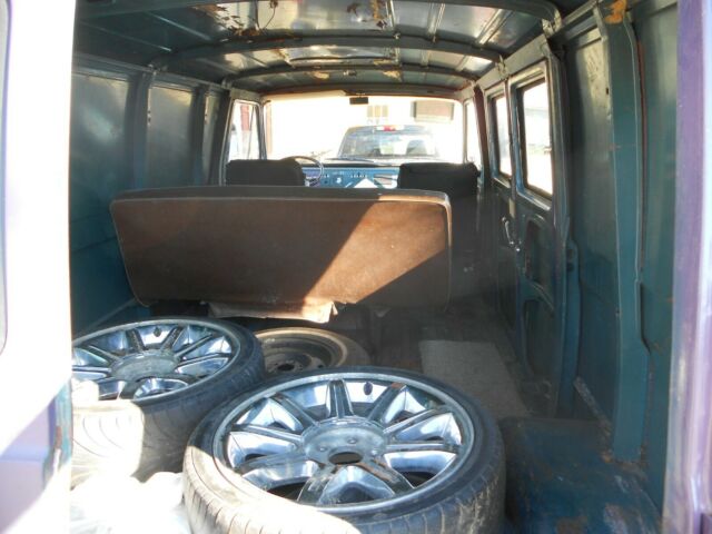 Ford E-Series Van 1966 image number 9