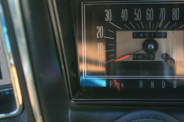 Oldsmobile Toronado 1973 image number 8