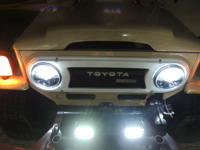 Toyota Land Cruiser 1976 image number 22