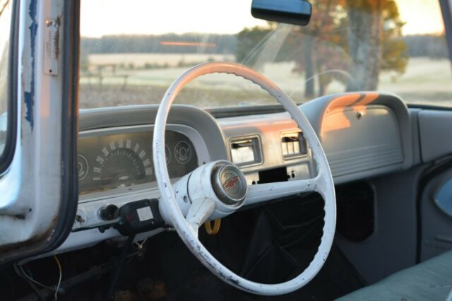Chevrolet C-10 1963 image number 31