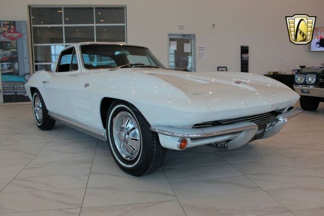 Chevrolet Corvette 1964 image number 21