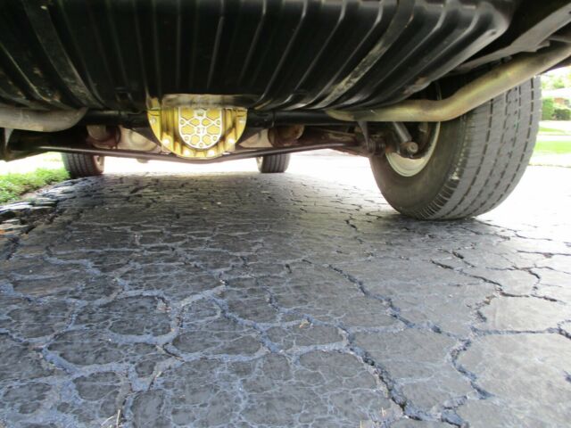 Oldsmobile 442 1972 image number 17