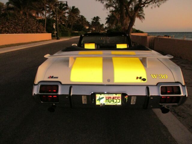 Oldsmobile 442 1972 image number 2