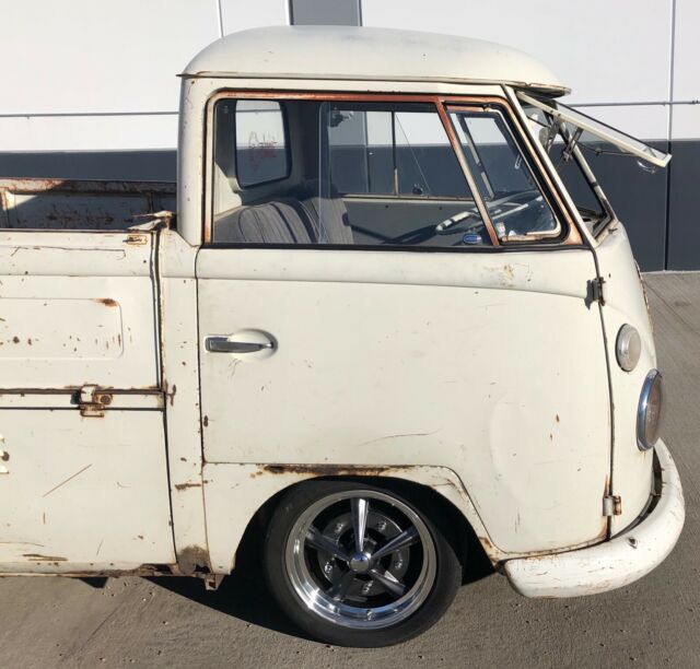 Volkswagen Bus/Vanagon 1963 image number 5