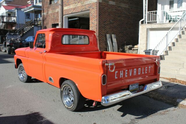 Chevrolet C-10 1964 image number 2