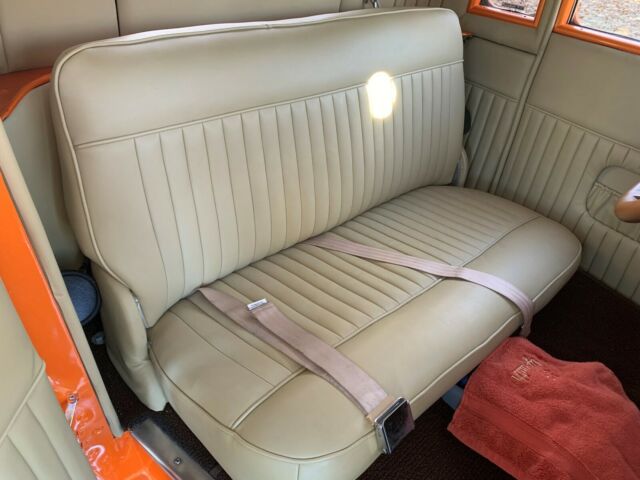 Plymouth Coupe 1933 image number 31