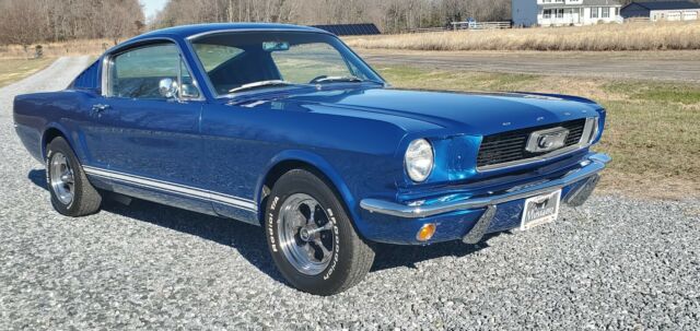 Ford Mustang 1966 image number 29