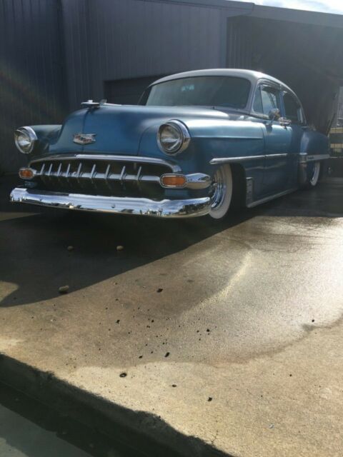 Chevrolet Bel Air/150/210 1954 image number 3