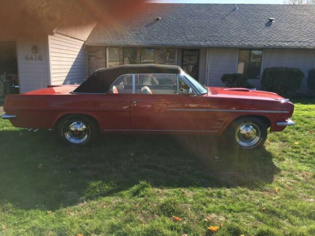Pontiac Le Mans 1963 image number 23