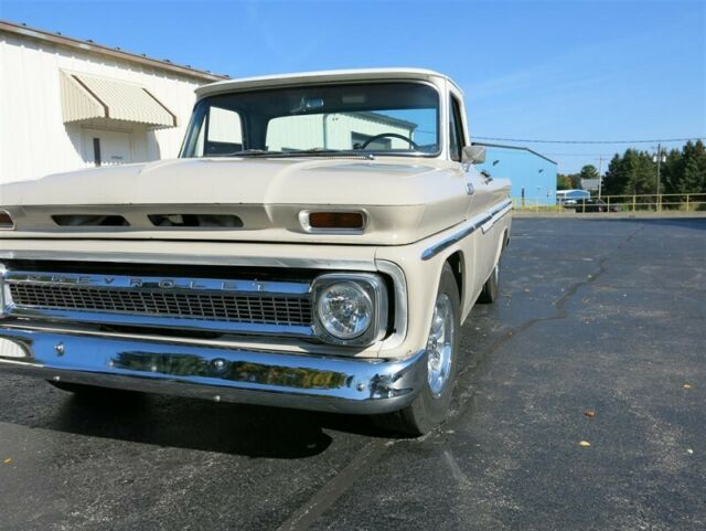 Chevrolet C-10 1965 image number 19
