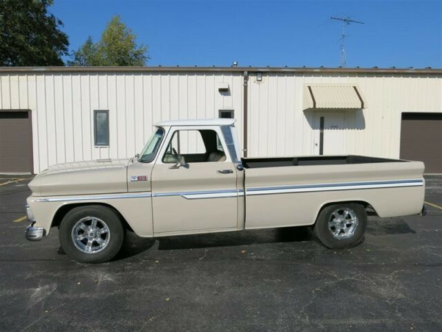 Chevrolet C-10 1965 image number 3