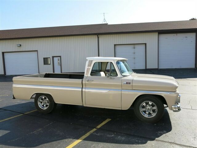 Chevrolet C-10 1965 image number 39