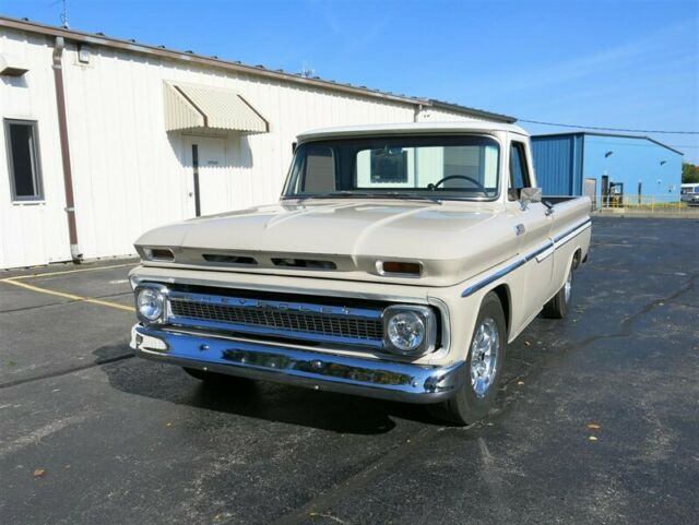 Chevrolet C-10 1965 image number 47