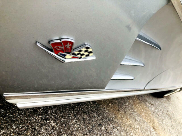 Chevrolet Corvette 1961 image number 22