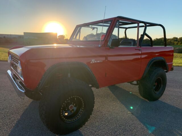 Ford Bronco 1966 image number 25