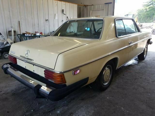 Mercedes-Benz 280C 1974 image number 5