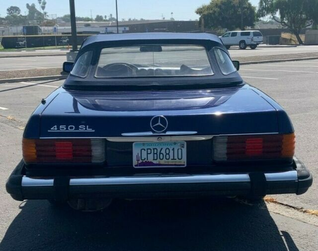 Mercedes-Benz SL-Class 1976 image number 3