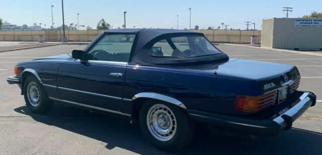 Mercedes-Benz SL-Class 1976 image number 4