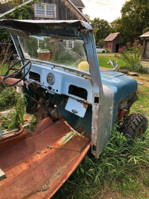 Willys Station Wagon 1960 image number 9