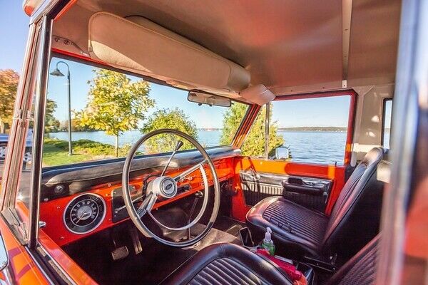 Ford Bronco 1971 image number 16