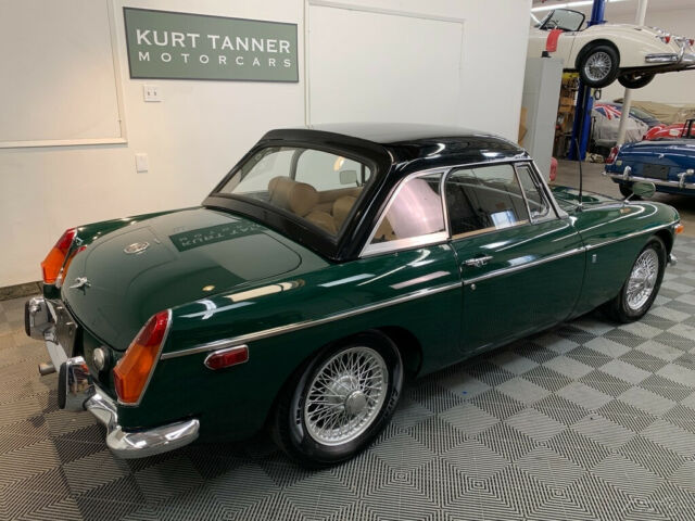 MG MGB 1970 image number 10