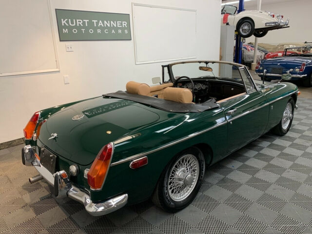 MG MGB 1970 image number 11