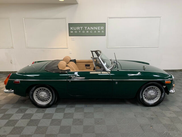 MG MGB 1970 image number 19