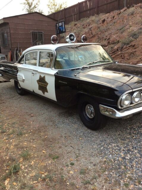Chevrolet Impala 1960 image number 21