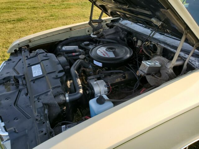 Oldsmobile Cutlass 1972 image number 35
