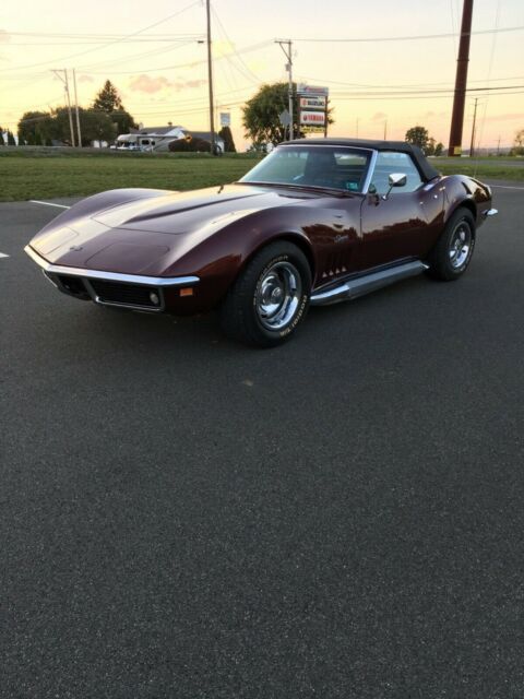 Chevrolet Corvette 1969 image number 25