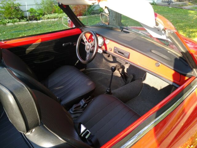 Volkswagen Karmann Ghia 1970 image number 10