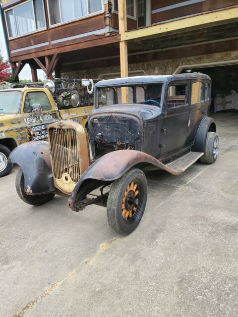 Dodge Sedan 1932 image number 0