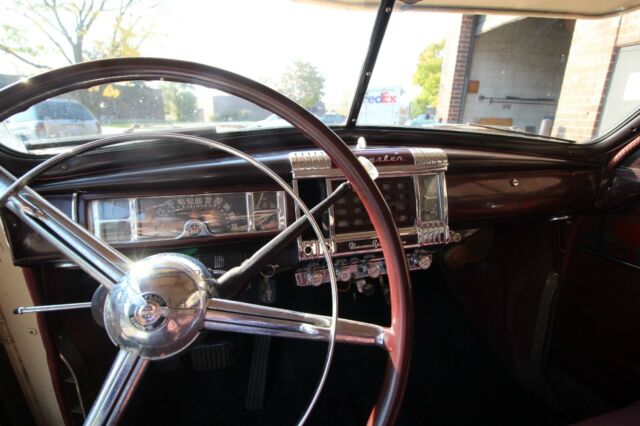 Chrysler New Yorker 1947 image number 14