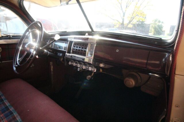 Chrysler New Yorker 1947 image number 42