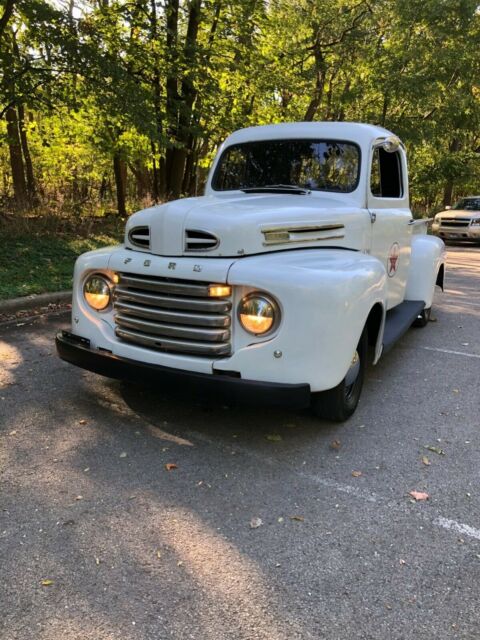 Ford F-100 1949 image number 9