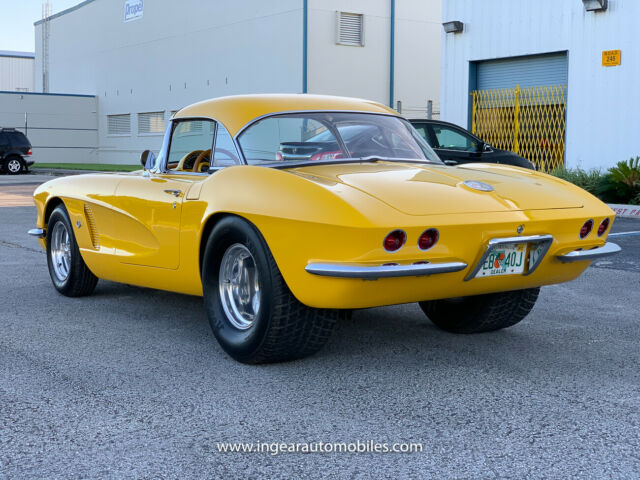 Chevrolet Corvette 1962 image number 25