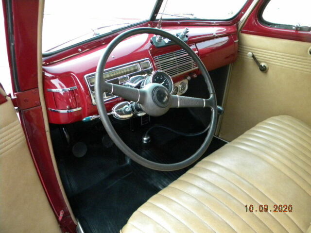 Ford Deluxe 1940 image number 13