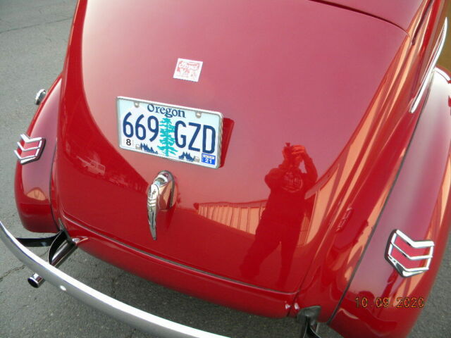 Ford Deluxe 1940 image number 43