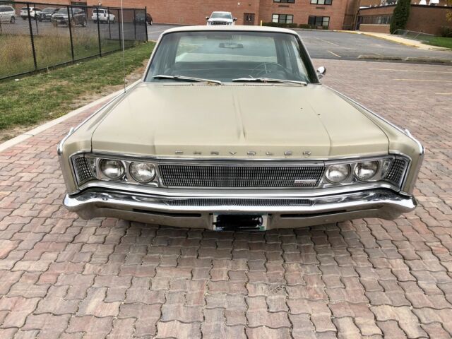 Chrysler New Yorker 1966 image number 1