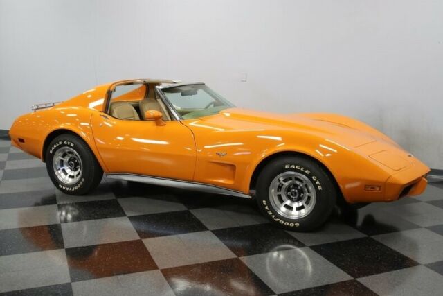 Chevrolet Corvette 1977 image number 16