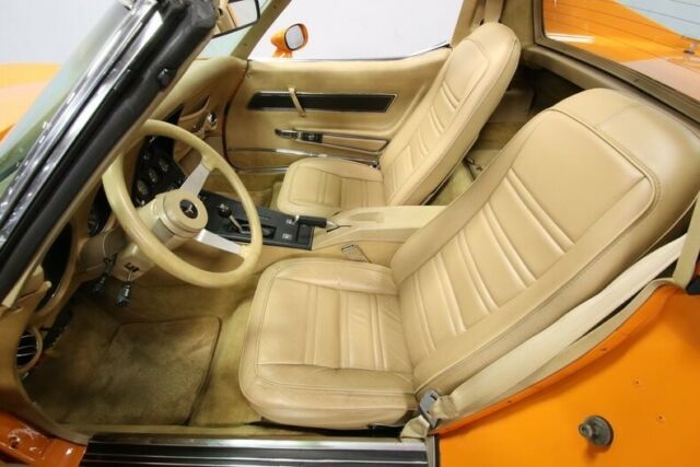 Chevrolet Corvette 1977 image number 28