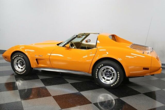 Chevrolet Corvette 1977 image number 8