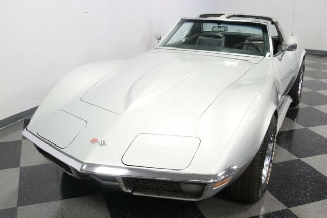 Chevrolet Corvette 1970 image number 20